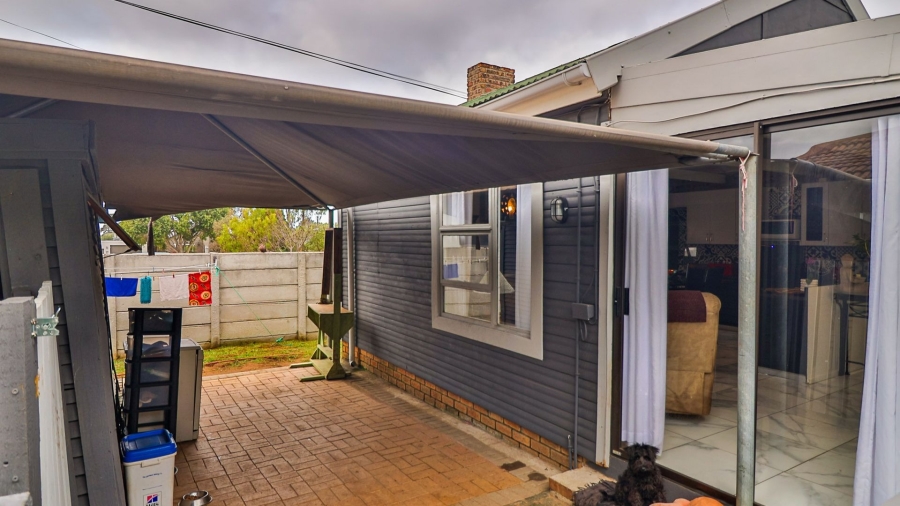 1 Bedroom Property for Sale in Kleinmond Western Cape